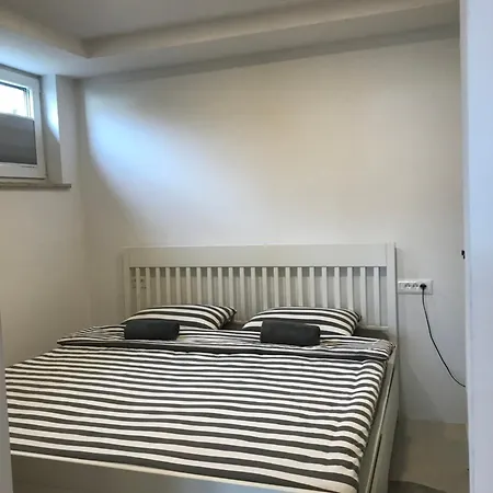Bella Vista 2